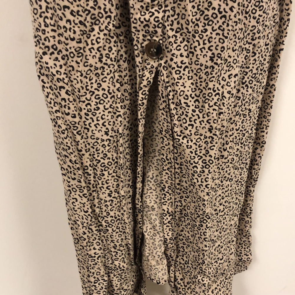 Cheetah print sleeveless maxi dress with buttons - Picture 5 of 11